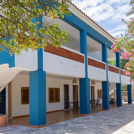 Aqua House