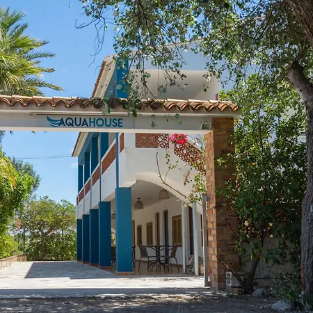 Guest house Aqua House