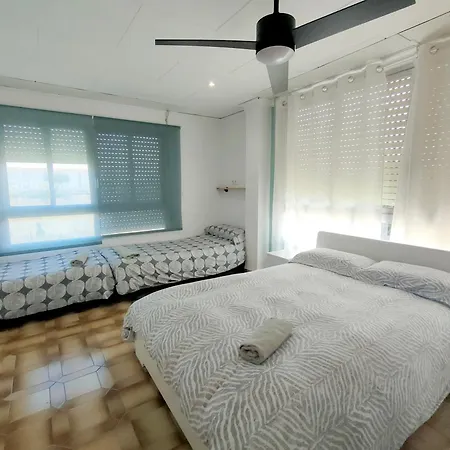 Konukevi Aqua House Denia
