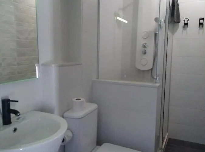 Aqua House 2*