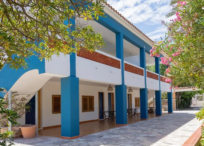 Aqua House