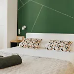 Aqua House 2*